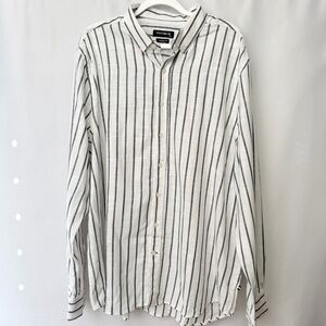 NWT Men's White and Blue Striped Casual Button Up Shirt, XXL